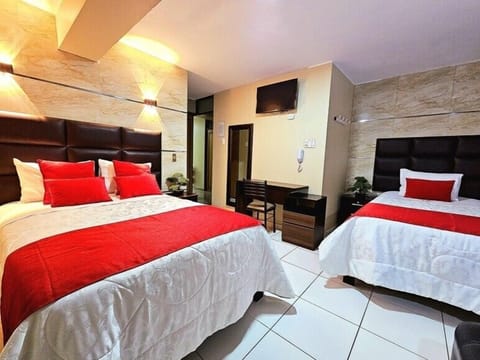 Exclusive Double Room | Desk, laptop workspace, free WiFi, bed sheets