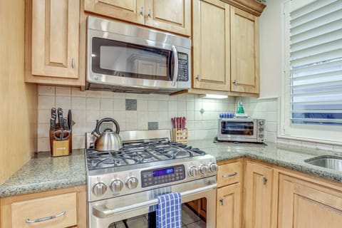 Apartment (1 Bedroom) | Interior