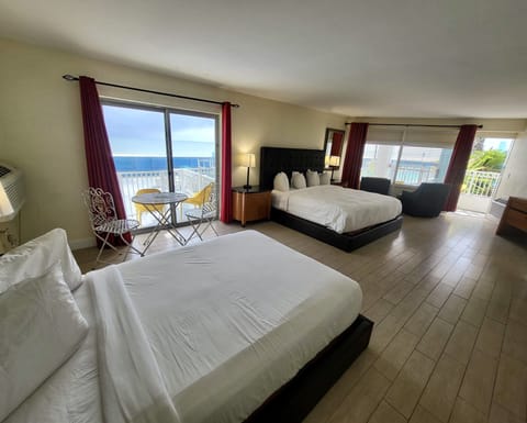 Premium Suite, Balcony, Oceanfront | Premium bedding, pillowtop beds, in-room safe, desk