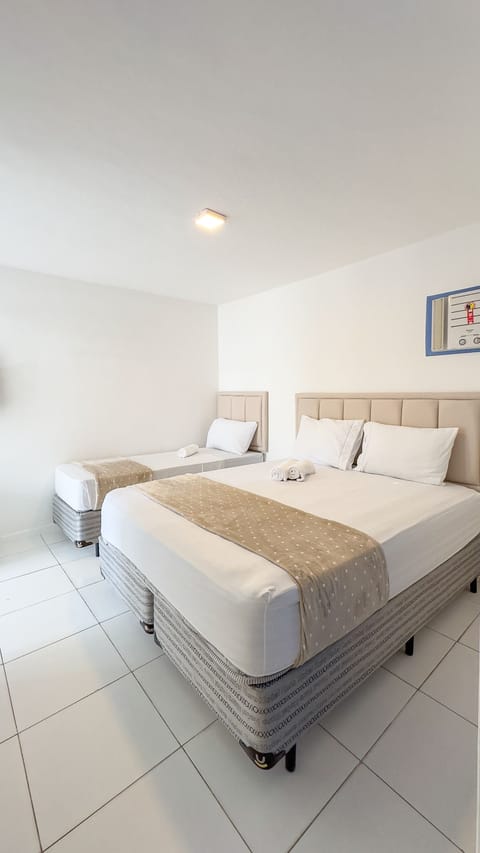 Family Room, 2 Bedrooms, 2 Bathrooms, Courtyard View | Minibar, free WiFi, bed sheets