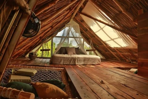 Design Cabin | Individually decorated, free WiFi, bed sheets