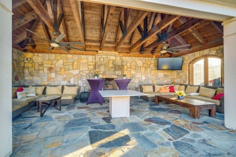 Villa (6 Bedrooms) | Interior