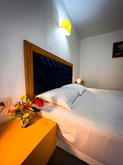 Comfort Double Room, 1 Queen Bed, Non Smoking, Courtyard View | Blackout drapes, free WiFi, bed sheets