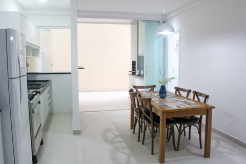 Apartment | Private kitchen | Microwave, cookware/dishes/utensils