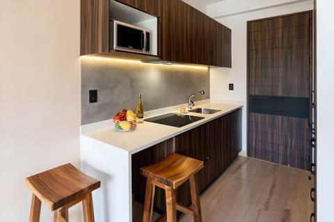 Family Studio | Private kitchenette