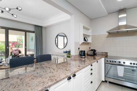 Exclusive Villa | Private kitchen | Fridge, microwave, oven, stovetop