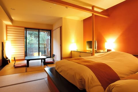 Japanese Western Style Room, For 3 People, Private Open-Air Bath | In-room safe, desk, laptop workspace, free WiFi