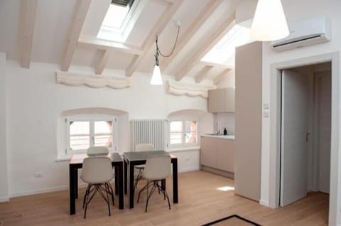 Apartment | Living area | Flat-screen TV