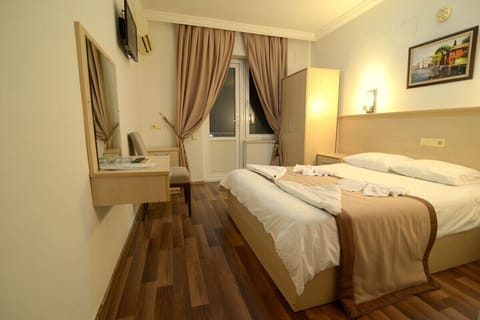 Classic Double Room | Free WiFi