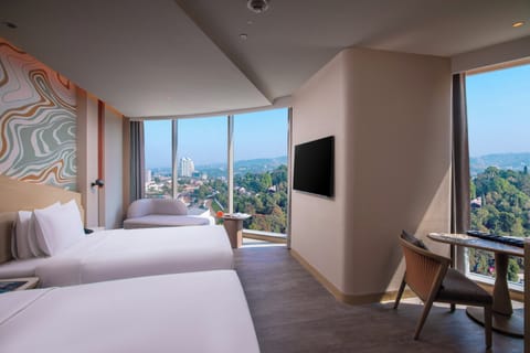 Premium Room, 2 Twin Beds | Hypo-allergenic bedding, free minibar items, in-room safe, desk