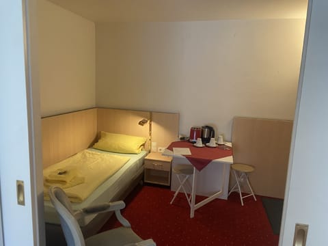 Triple Room | Minibar, free WiFi