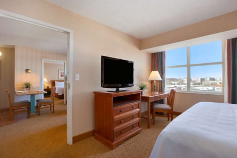 In-room safe, desk, laptop workspace, rollaway beds