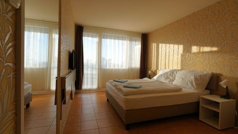 Panoramic Double Room | Iron/ironing board, free WiFi, bed sheets