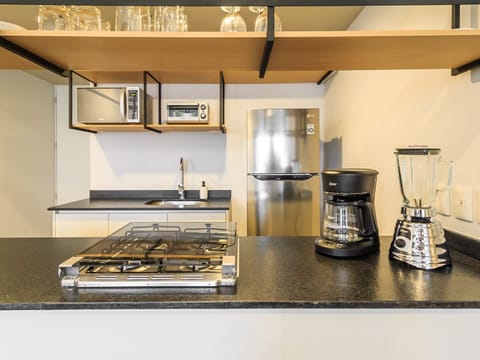 Family Apartment | Private kitchen | Full-size fridge, microwave, oven, toaster