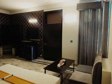 Standard Double Room | Desk, soundproofing, free WiFi