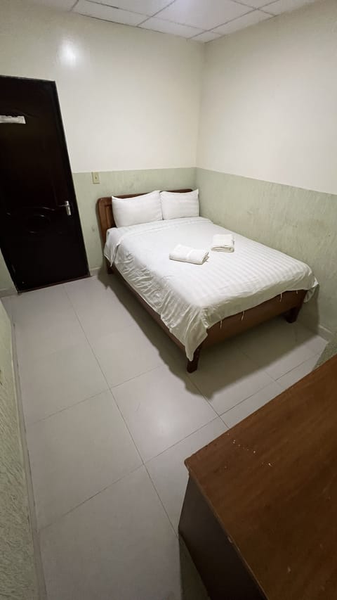 Basic Room | Iron/ironing board, free WiFi, bed sheets