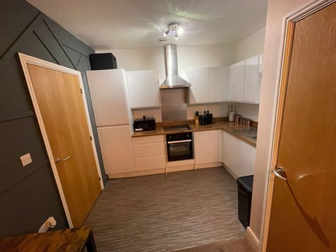 Apartment | Private kitchen | Fridge, microwave, oven, stovetop