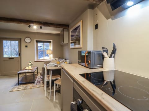 Fridge, dishwasher, electric kettle, toaster