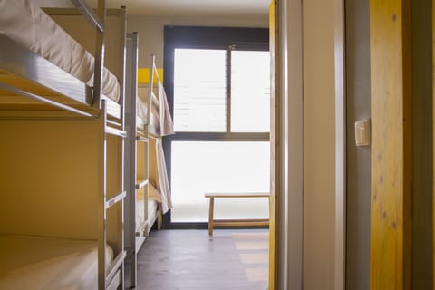 Shared Dormitory, Women only, Ensuite (6 fem) | Free WiFi, bed sheets