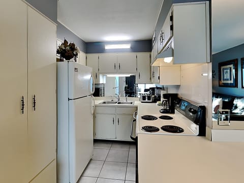 Condo, Multiple Beds, Balcony, Ocean View (#420 - No Pets Allowed) | Private kitchen | Fridge, microwave, oven, stovetop