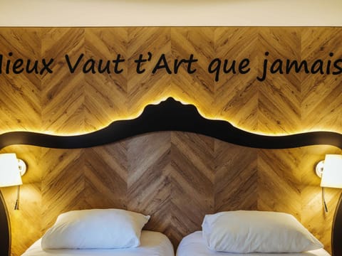 In-room safe, desk, soundproofing, iron/ironing board