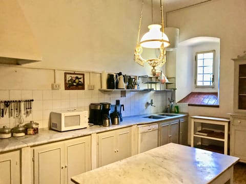 Villa | 13 bedrooms, Internet