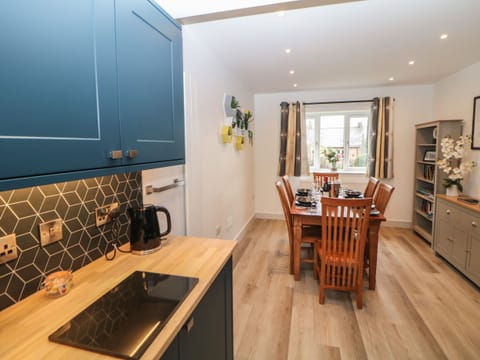 Fridge, dishwasher, electric kettle, toaster