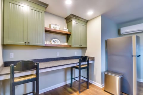 Cottage (2 Bedrooms) | Interior