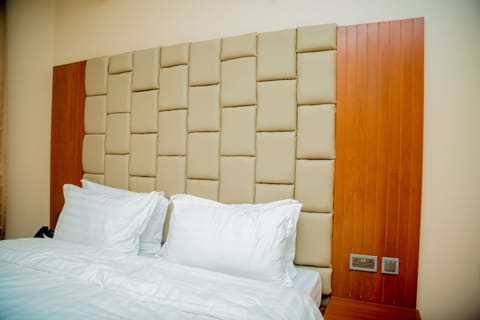 Deluxe Double Room | Desk, free WiFi