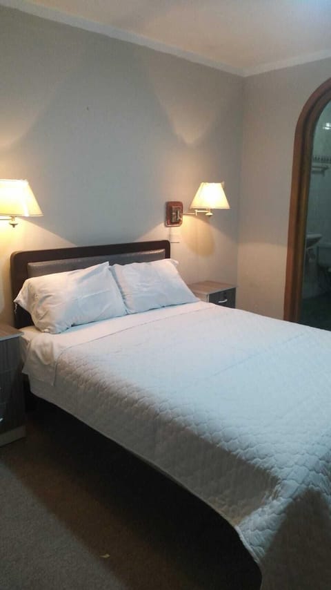 Standard Double Room | Free WiFi