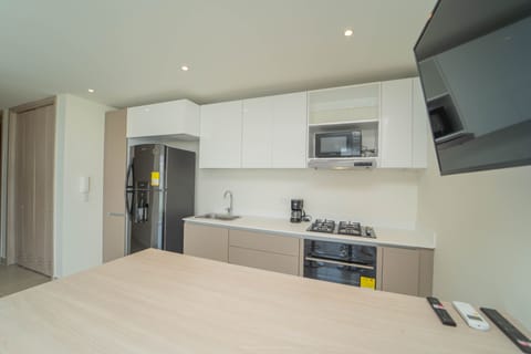 Superior Apartment | Private kitchen | Full-size fridge, microwave, oven, dishwasher