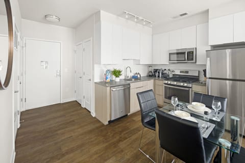 Luxury Apartment, 1 Bedroom | Private kitchenette | Full-size fridge, microwave, oven, stovetop