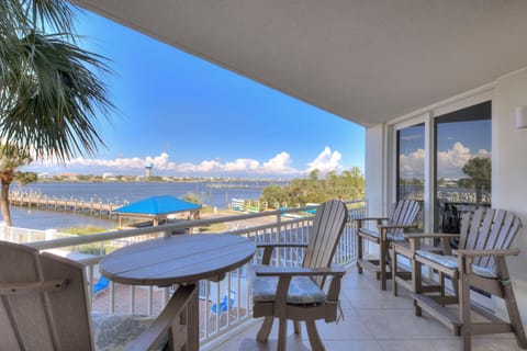 Condo, Multiple Beds (SeaSpray Riverside 214) | Outdoor dining