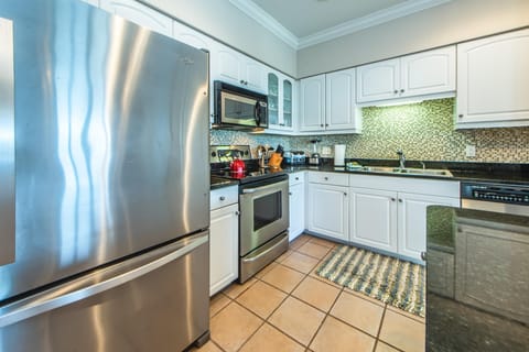 Condo, Multiple Beds (The Blue Lagoon) | Private kitchen | Oven, toaster