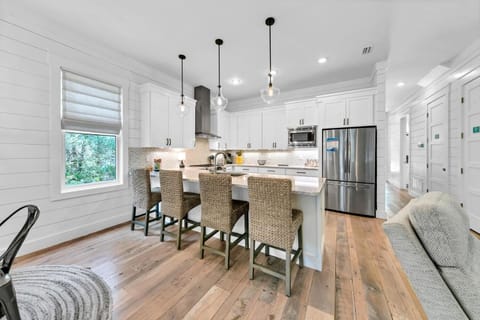 House, Multiple Beds (The Best of Both Worlds at Seagrove S) | Private kitchen | Oven, toaster