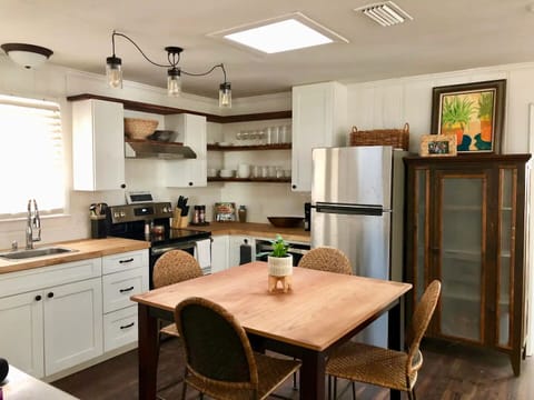 Cottage, 4 Bedrooms | Private kitchen | Fridge, oven, coffee/tea maker, toaster