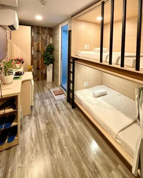 Standard Double or Twin Room | 1 bedroom, minibar, in-room safe, desk