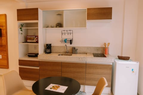 Studio | Private kitchen | Blender, toaster oven, waffle maker, cookware/dishes/utensils