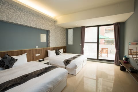 Quadruple Room, 2 Double Beds | Premium bedding, down comforters, free minibar, desk