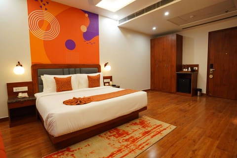 Premium Room | Premium bedding, minibar, in-room safe, desk