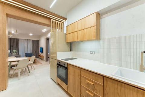 City Apartment | Private kitchen | Full-size fridge, espresso maker, coffee/tea maker, electric kettle