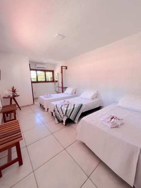 Deluxe Triple Room | Individually furnished, free WiFi, bed sheets