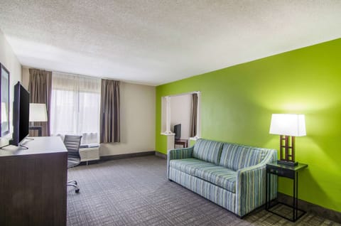 Suite, 2 Queen Beds, Non Smoking | Pillowtop beds, in-room safe, desk, laptop workspace