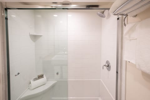 Studio, 2 Queen Beds | Bathroom shower