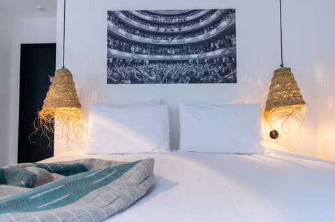 Comfort Double Room | Desk, soundproofing, free WiFi, bed sheets