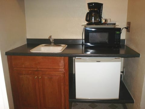 Fridge, microwave, coffee/tea maker