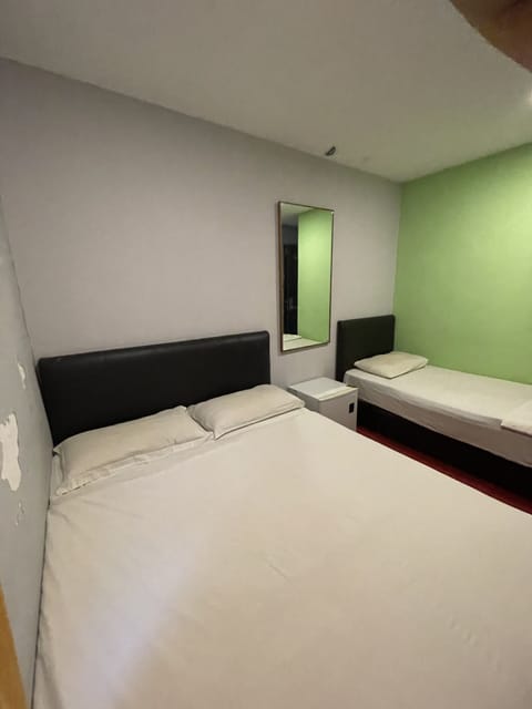 Superior Suite, Multiple Beds | Soundproofing, free WiFi, bed sheets