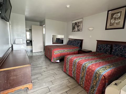 Classic Double Room | Free WiFi