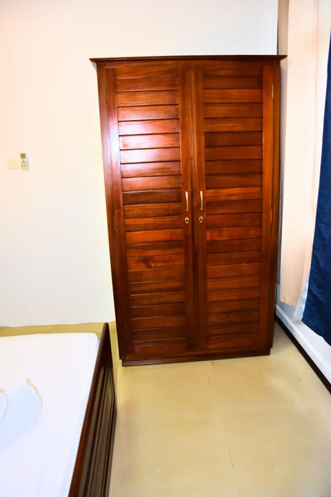 Family Apartment, 2 Bedrooms, Garden View | Free WiFi, bed sheets