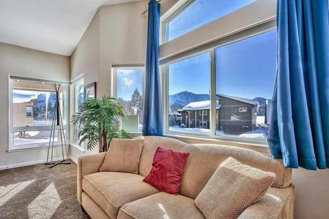 House, 5 Bedrooms | Interior